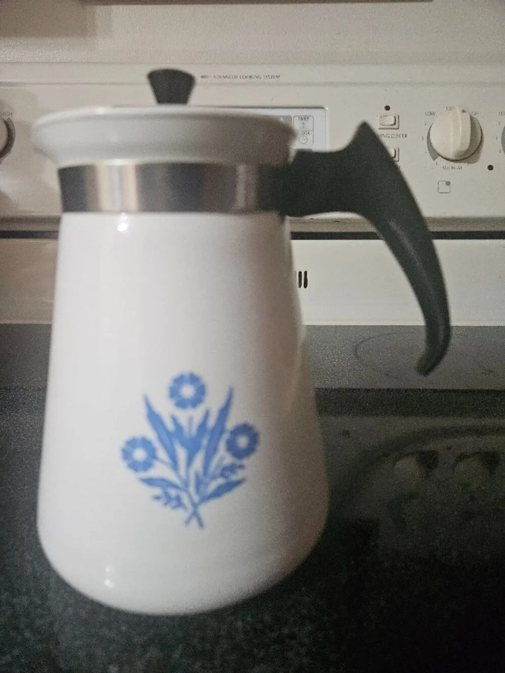Vintage 4 Cup Corningware Blue Cornflower Teapot Coffee Tea Server Carafe - Picture 1 of 4